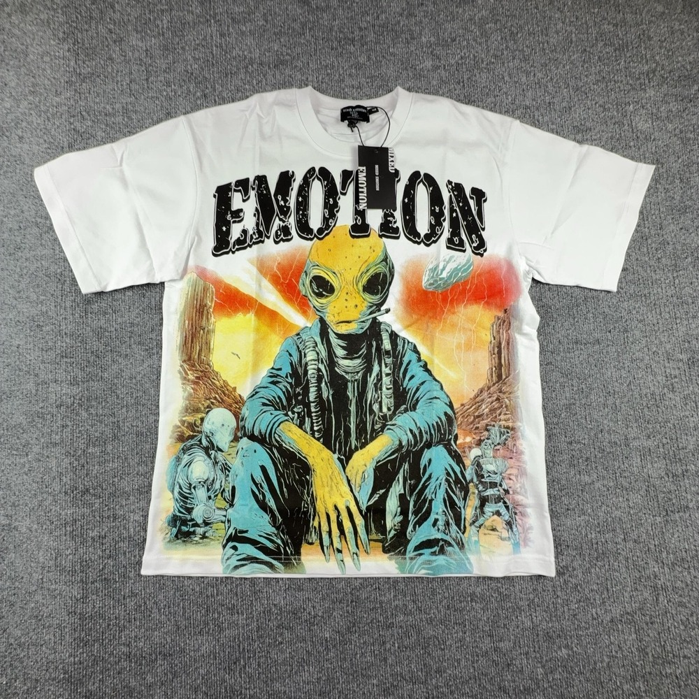Mixed Emotion Shirt Mens Large White Alien Space Graphic Emotional Closet Tee
